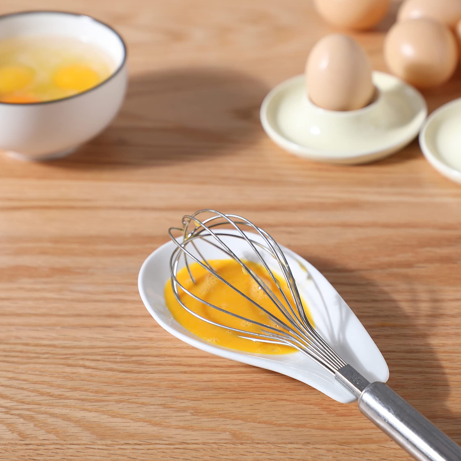 ONTUBE spoon rests shown in a cafe or restaurant setting with multiple rests.