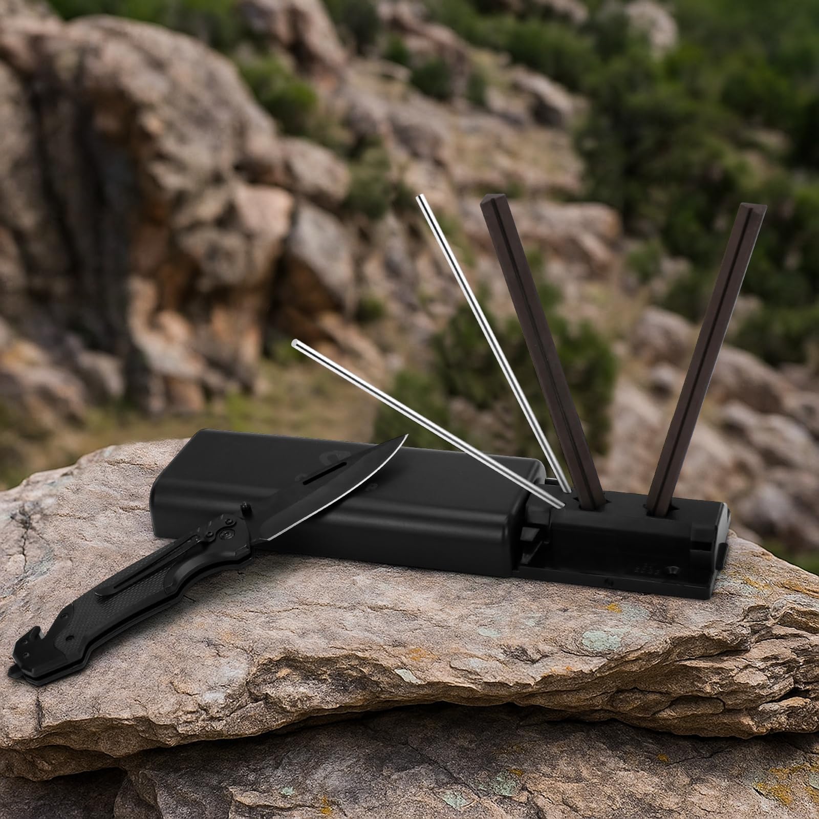 Onylraep Tri-angle Sharpener brown stones for aggressive sharpening.