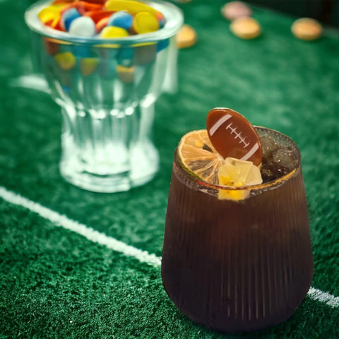 Oojami recyclable stemware offers party-ready convenience without sacrificing style.