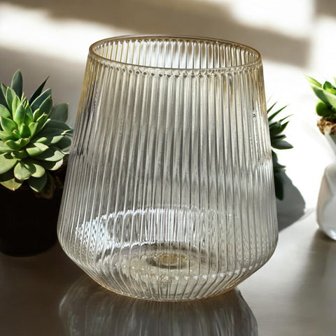 OOJAMI Ripple Origami stemless wine glasses are BPA-free and recyclable.