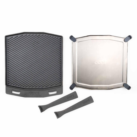 Ooni cast-iron dual-sided grizzler plate, reversible for sizzle or sear.