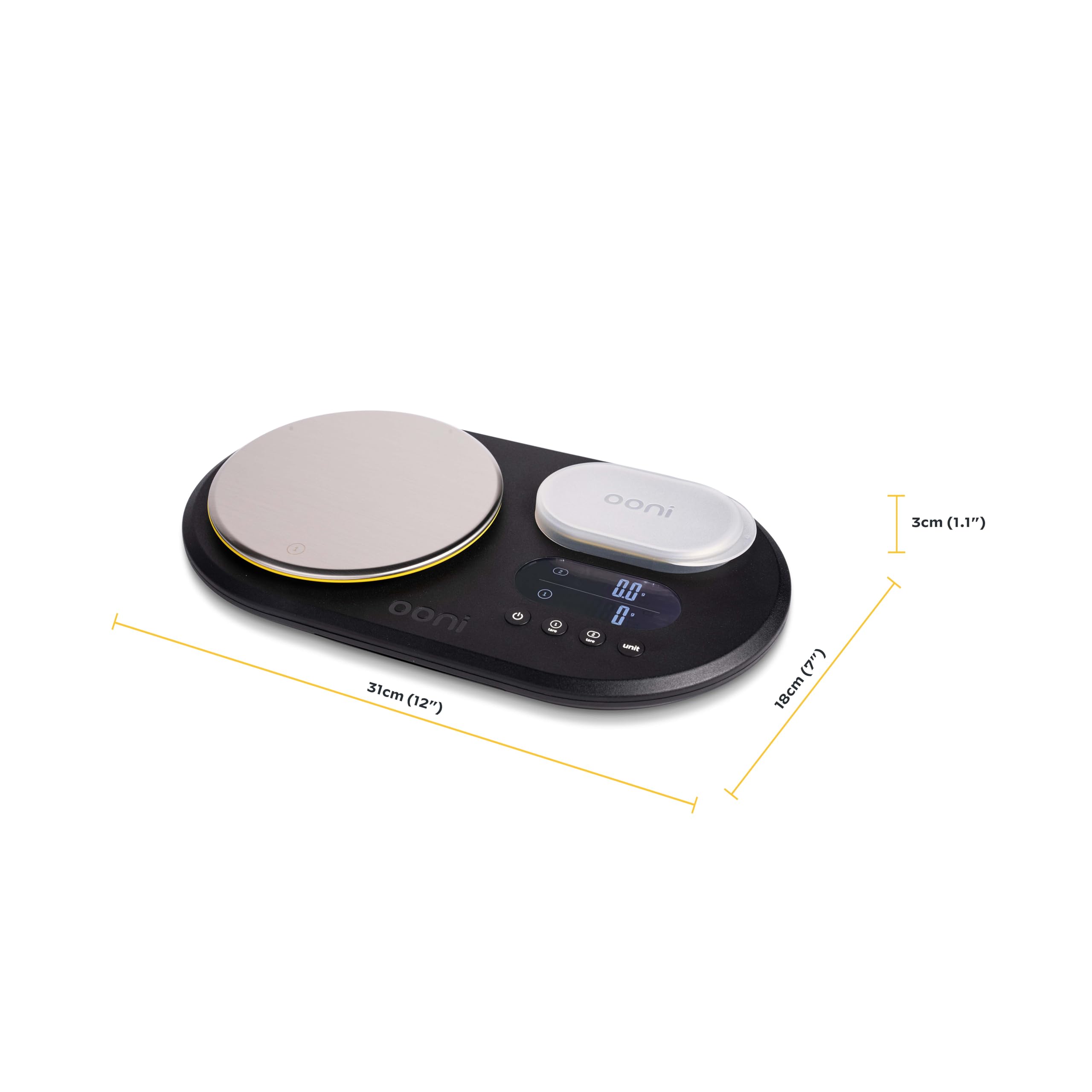 Ooni dual-platform scales front display with clear readings for ingredients.