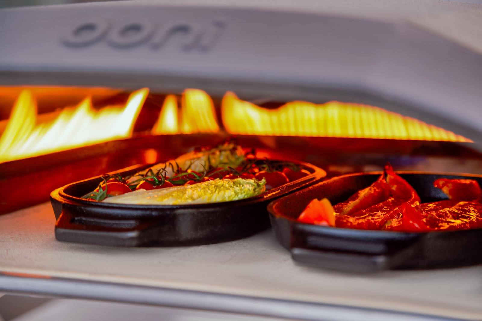 Ooni Grizzler Pan versatile cooking for steaks and vegetables