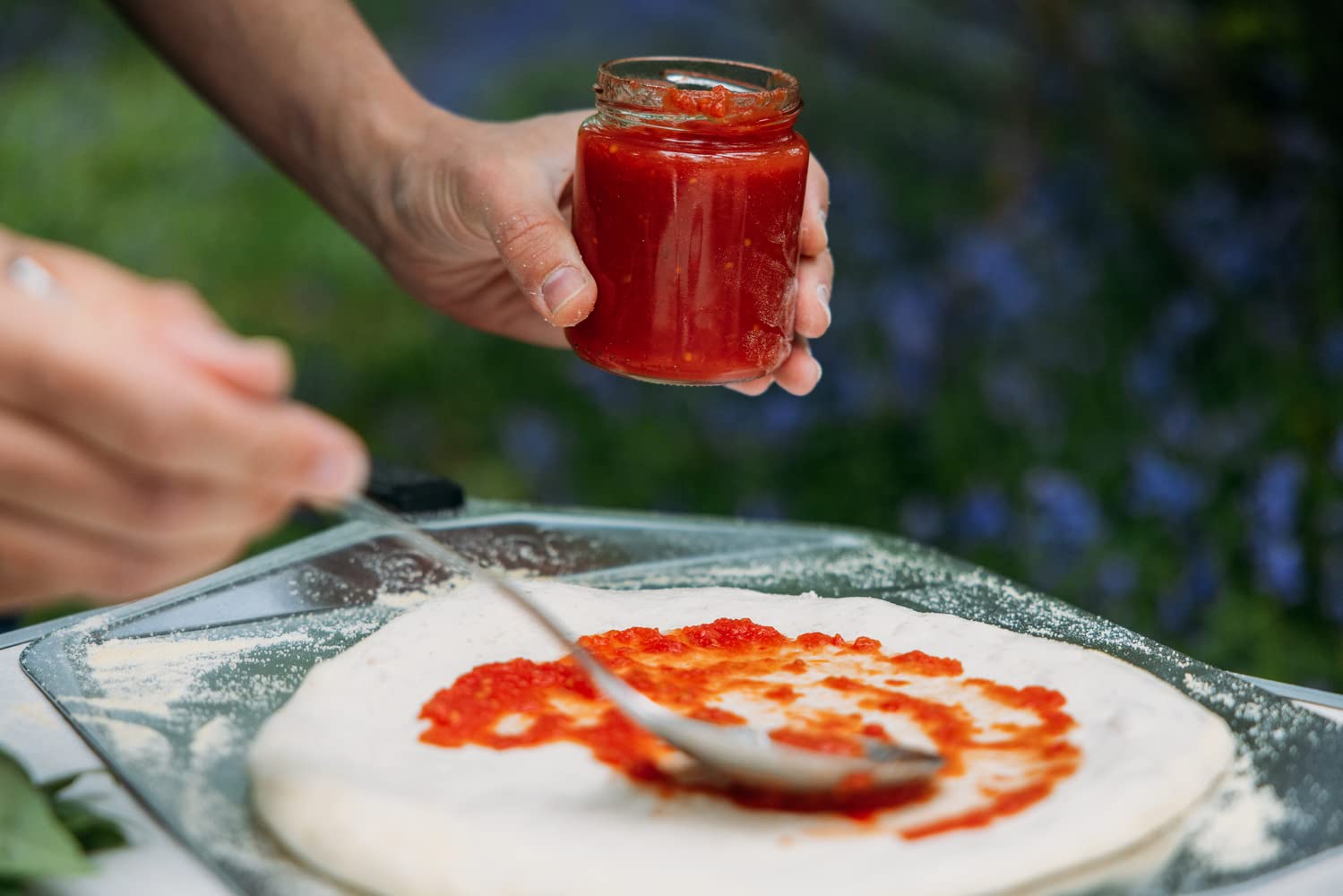 Ooni pizza launch into hot oven with effortless control.