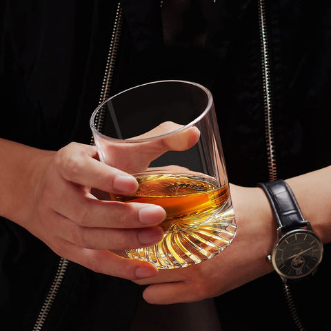 OPAYLY lead-free crystal glass, high clarity showcases beverage colors.