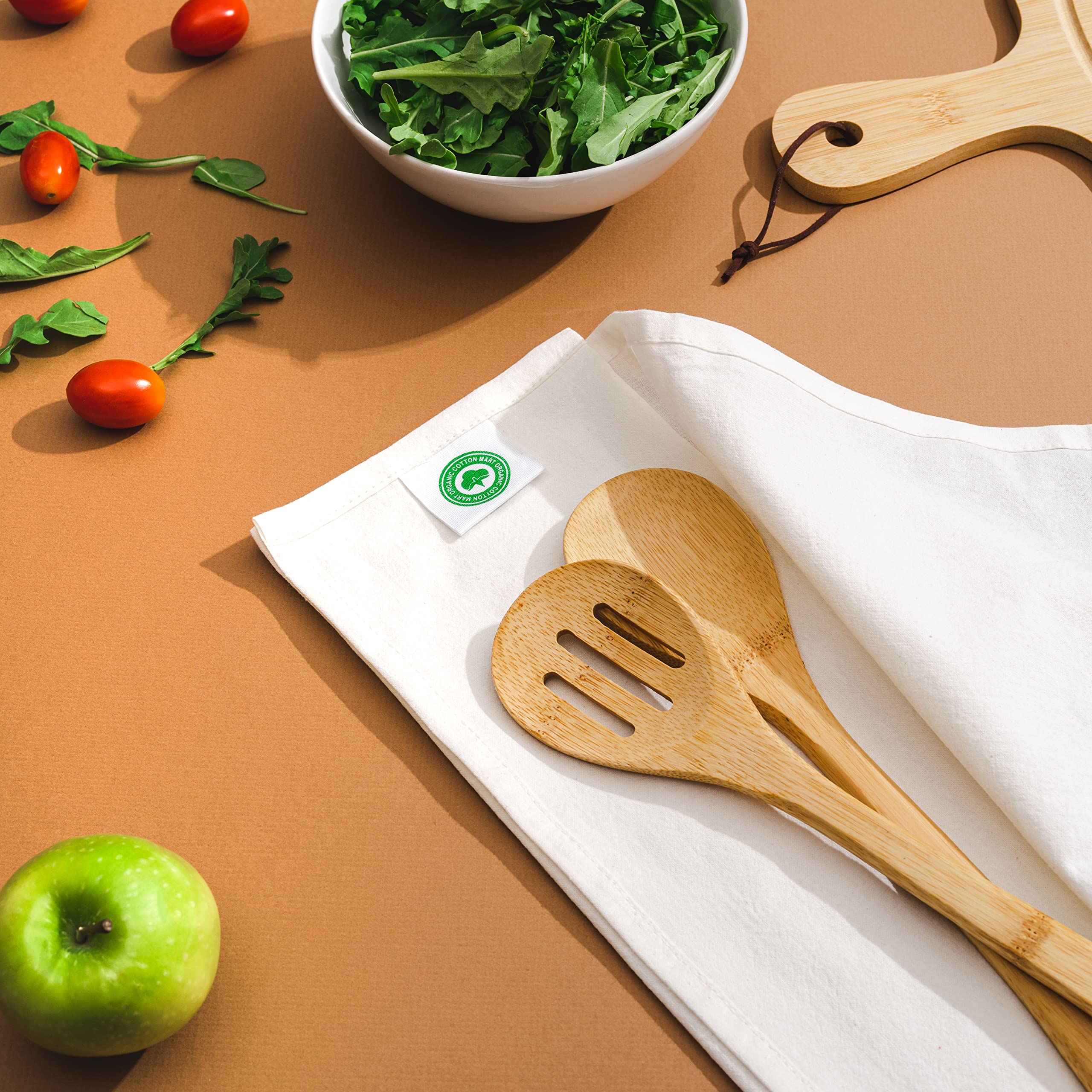 Organic Cotton Mart embroidery-ready flour sack towels for DIY crafts and gifts.