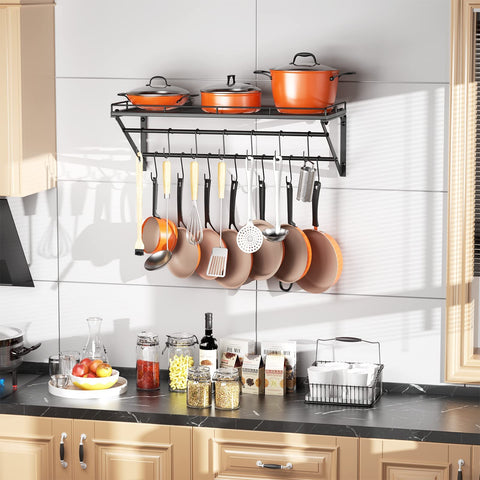 OROPY two-tier hanging rails ready to hold pans and utensils