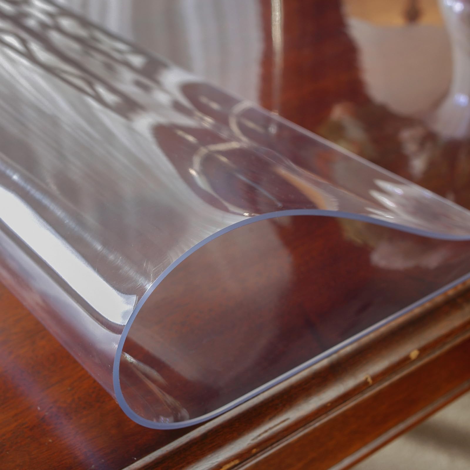OstepDecor transparent protector preserves natural wood grain while simplifying daily use.