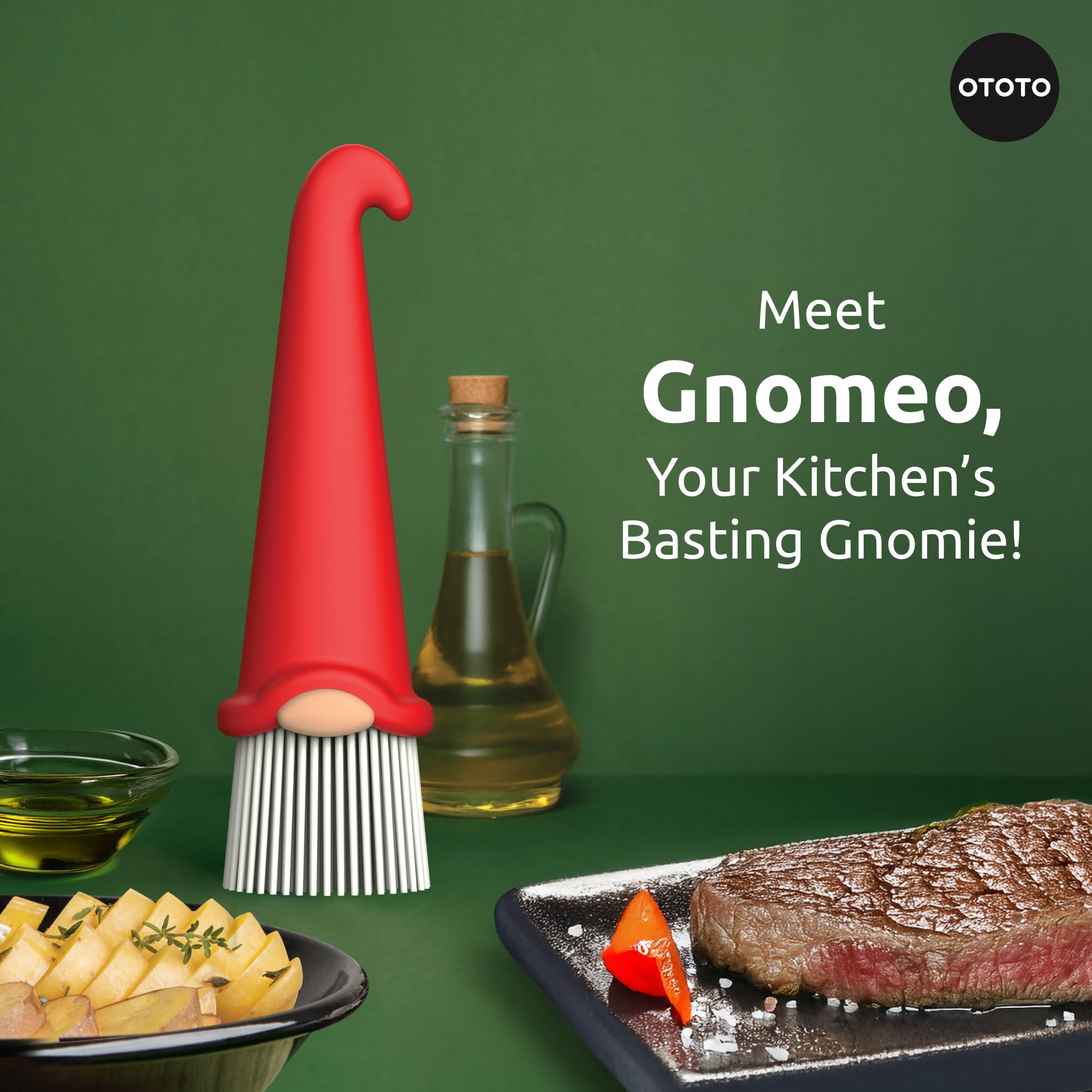 OTOTO Gnomeo silicone bristles spread glaze smoothly on pastries.
