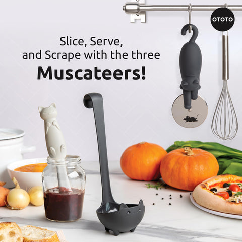 OTOTO Muscateers Katie black cat soup ladle adds gothic charm while stirring flavorful soups.