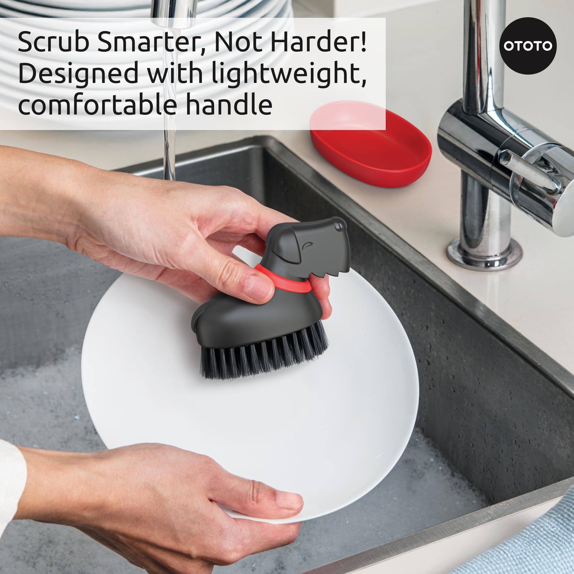 Oscar dries quickly after washing to stay fresh between uses.