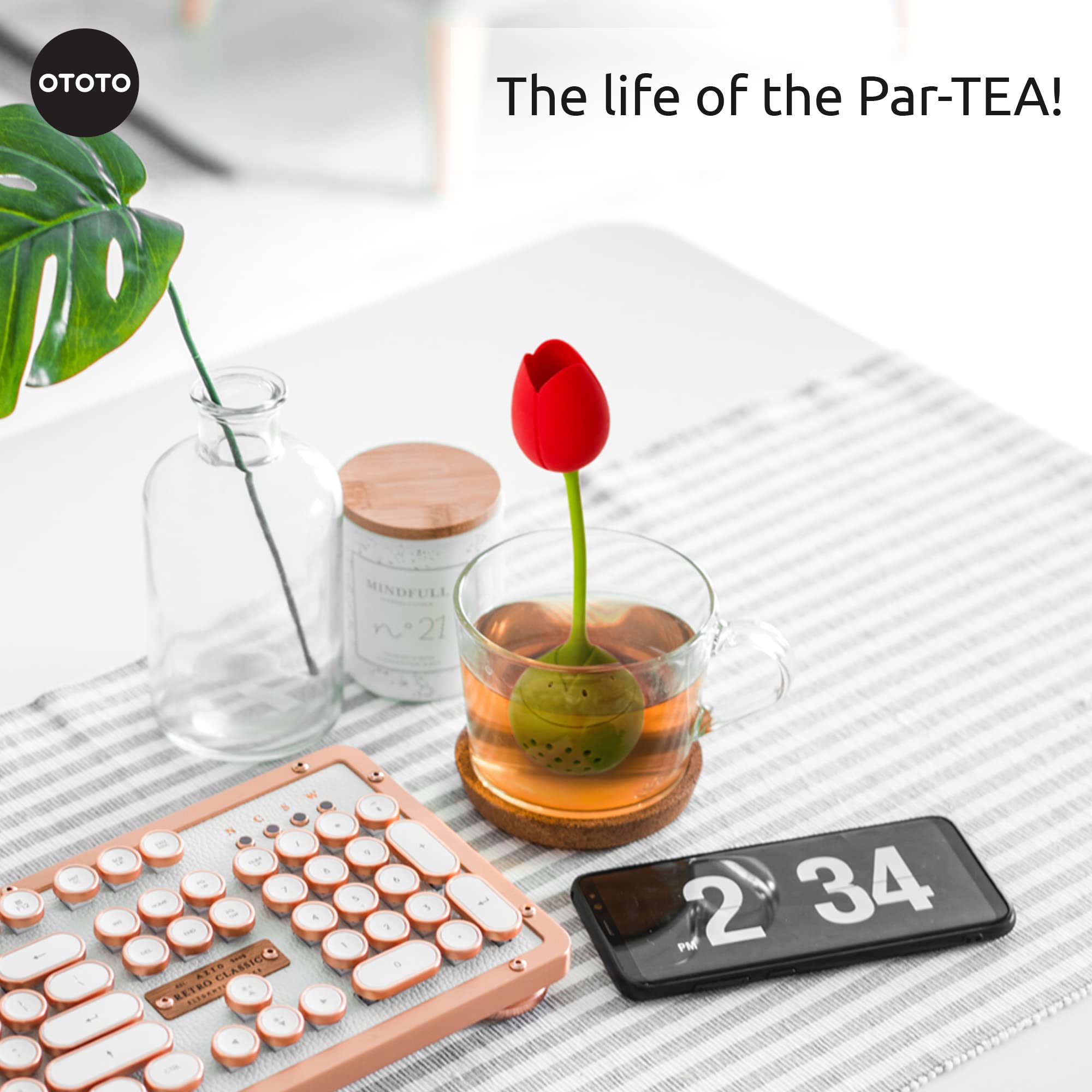 OTOTO Tulip tea infuser shown as an appealing gift set.