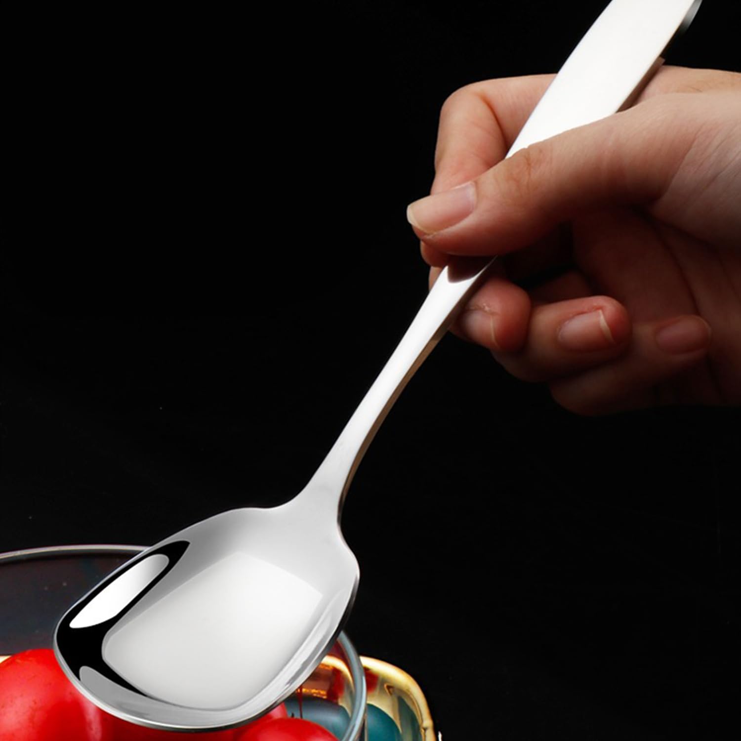 OULIGET thick heavy stainless steel spoons feel durable in hand.