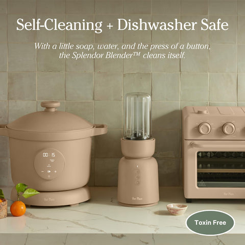 Our Place Splendor Blender self-cleaning function simplifies after-blend cleanup.