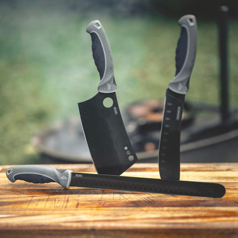 OUTDOOR EDGE ErgoMax sharpening-friendly design enables quick touch-ups anywhere.