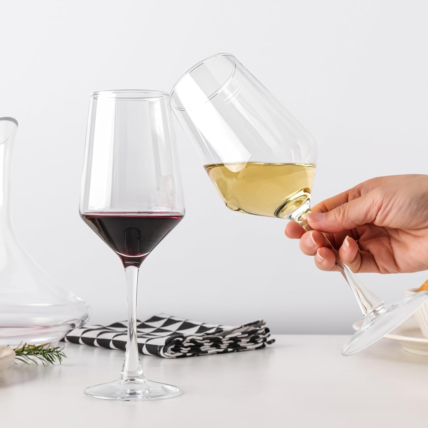 OUWO lead-free glass offers a responsible choice for everyday use and gifting