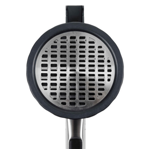 OXO Good Grips 3-in-1 soft non-slip grips improve comfortable handling.