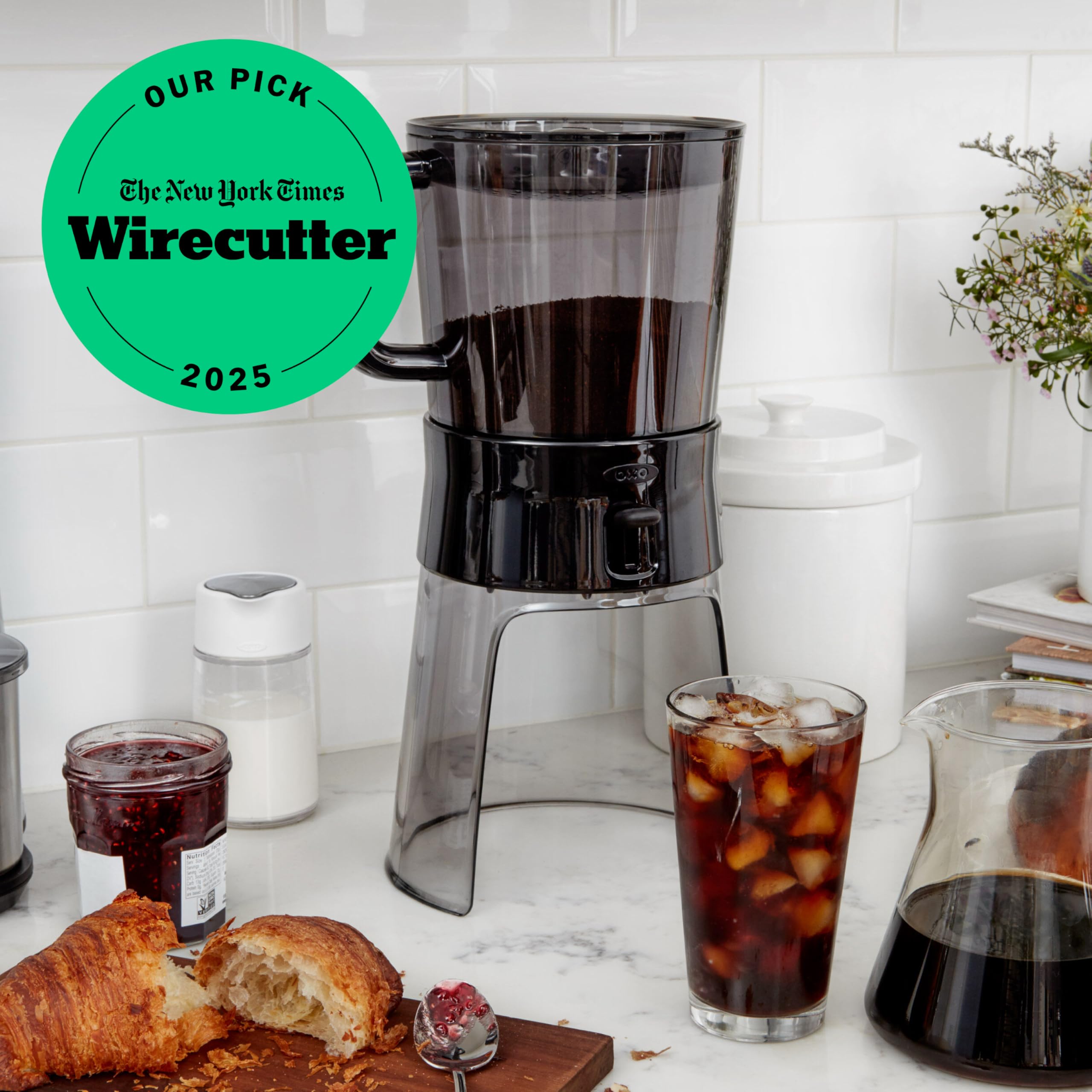 Stopper used to portion coffee concentrate for quick servings.