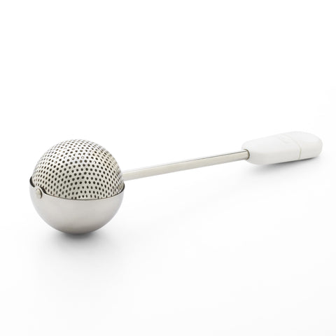 OXO Good Grips Baker’s Dusting Wand locking-pull-tab for storage