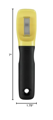 OXO Good Grips Corn Peeler works for left- and right-handed cooks.