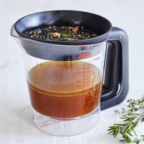 OXO Good Grips Good Gravy Fat Separator, external drain for quick cleanup