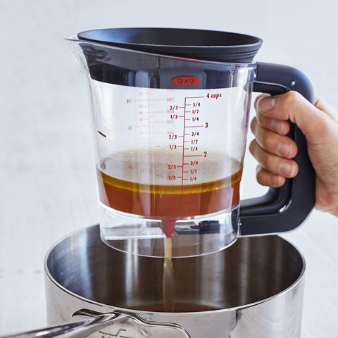 OXO Good Grips Good Gravy Fat Separator, measurement marks for cups, ounces, and milliliters