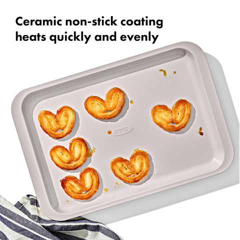 OXO Good Grips heavy-gauge aluminized steel ensures stable, even baking for family meals.