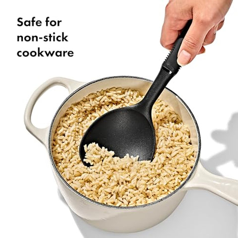OXO Cut & Serve Turner slices and serves brownies and lasagna