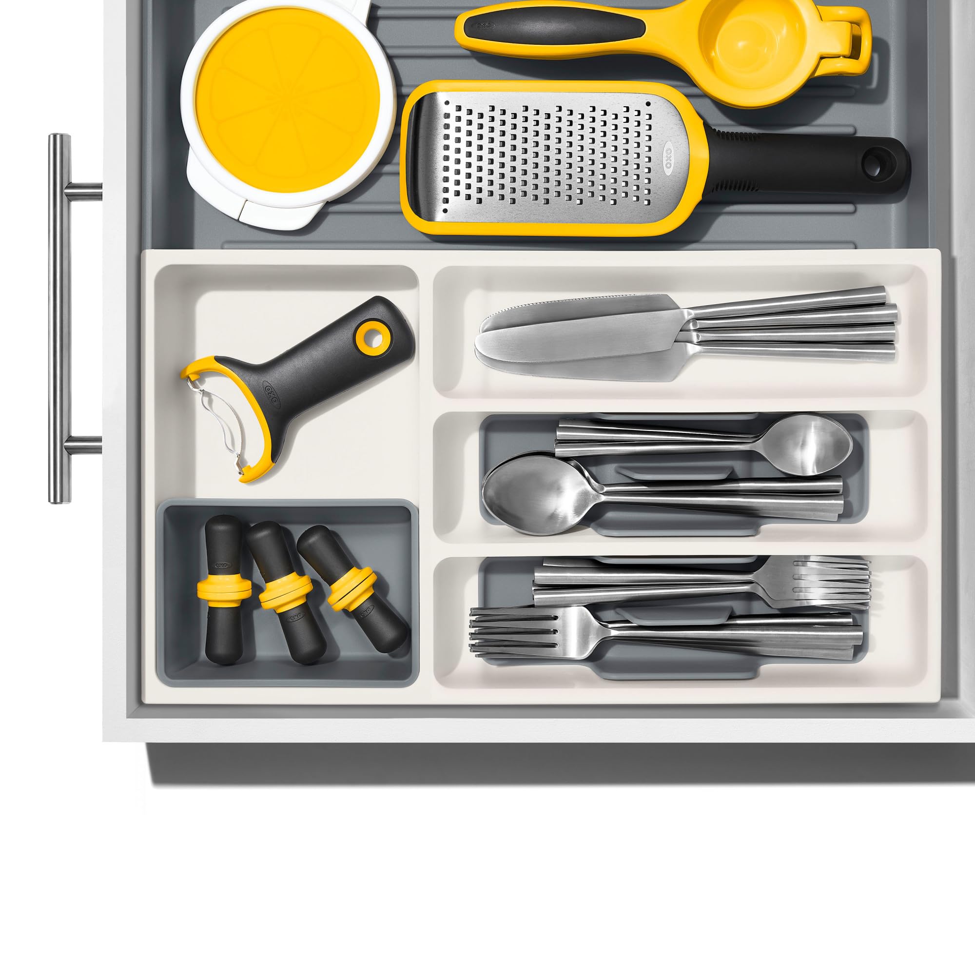 OXO Good Grips non-slip feet keep the organizer stable.