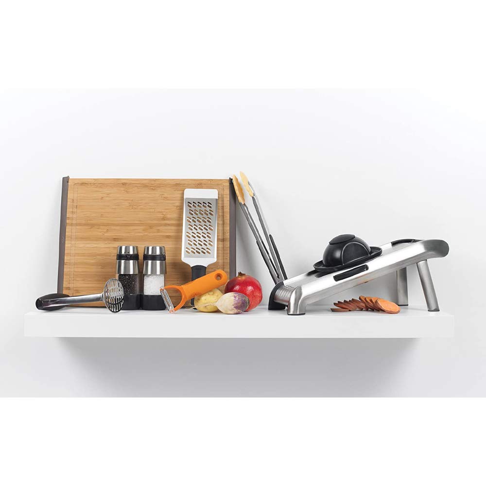 OXO Good Grips grinders with clear acrylic bodies reveal contents.