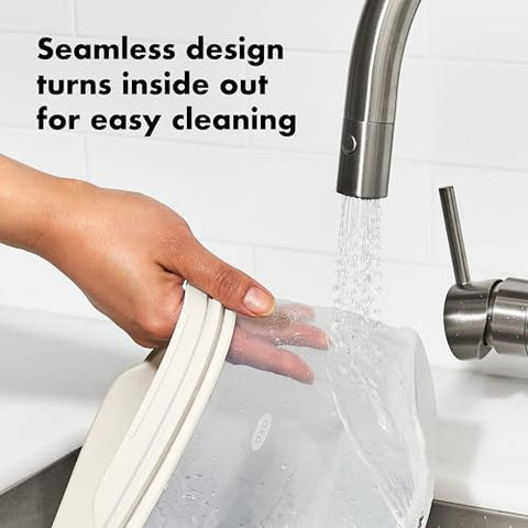 OXO Good Grips silicone bag with dust-resistant finish stays cleaner
