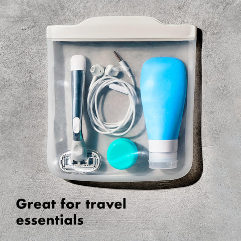 OXO Good Grips bag with secure leak-proof seal for transport