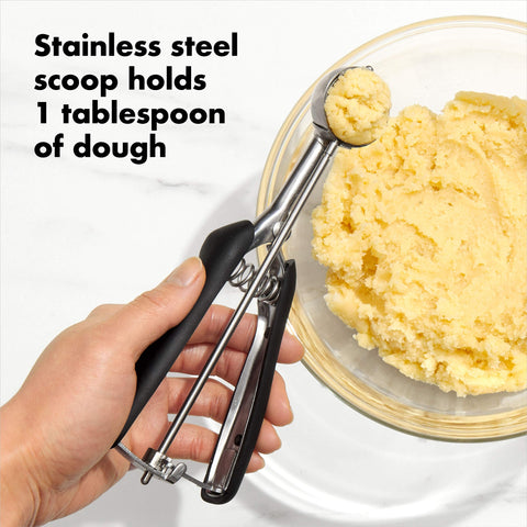 OXO Good Grips 2-teaspoon capacity yields consistent 2-inch cookies.
