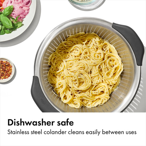 OXO Good Grips colander ideal for rinsing vegetables and fruits