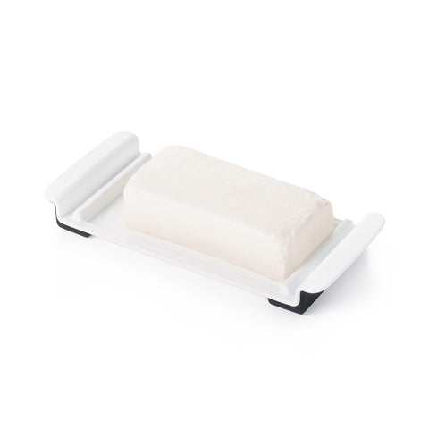 Dishwasher safe and BPA-free for quick cleaning.