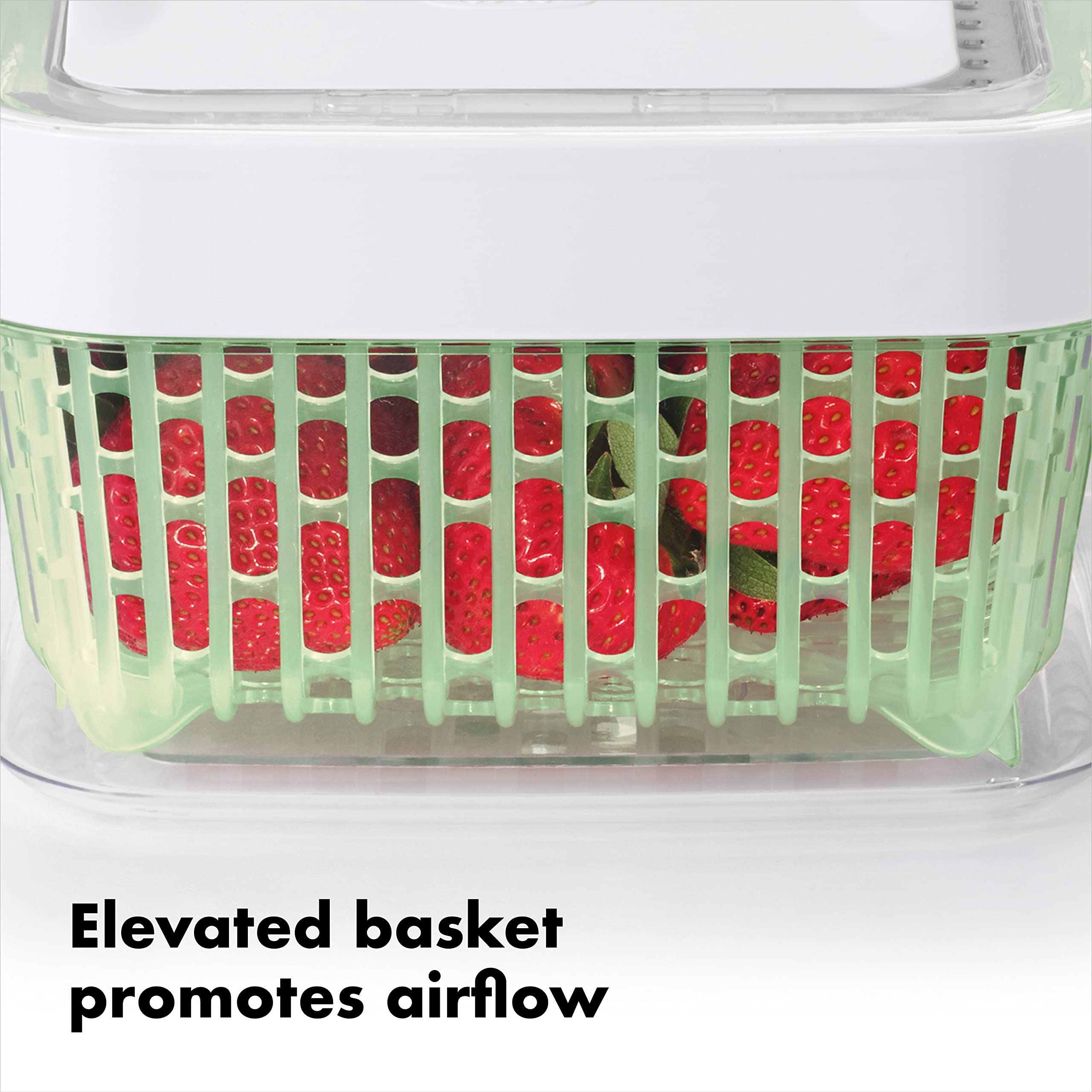 OXO Greensaver adjustable top vent controlling humidity for different produce
