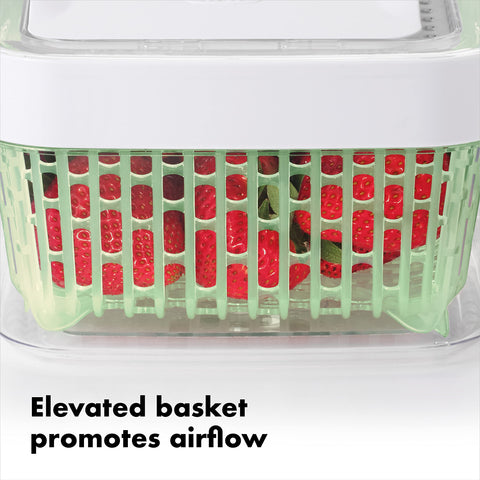 OXO Greensaver adjustable top vent controlling humidity for different produce