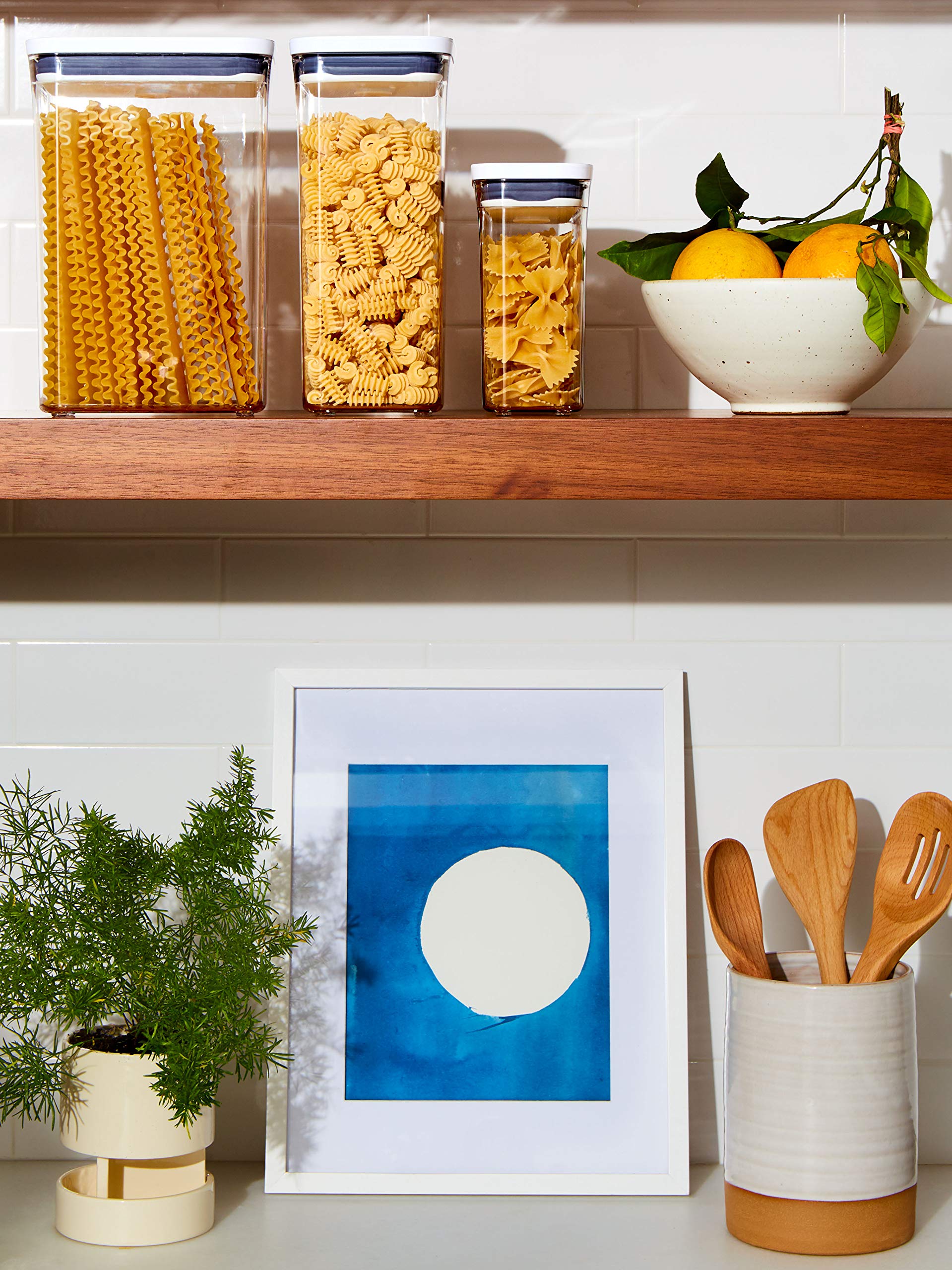Dishwasher-safe POP containers simplify cleaning for busy kitchens.