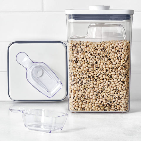 Scoop set keeps pantry organized and accessible