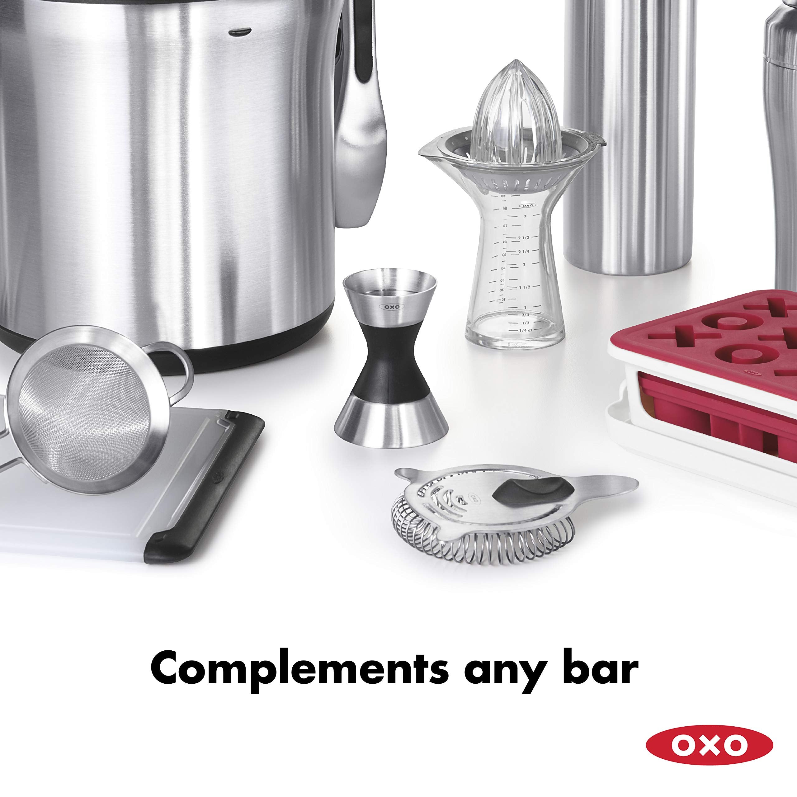OXO SteeL's soft non-slip grip ensures comfortable pouring during busy evenings.
