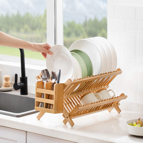 Oyydecor rack shows integrated drainage holes for quick, clean air-drying after washing.