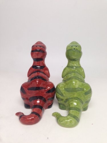 Pacific Giftware dinosaur magnetic salt-pepper closeup, showcasing ceramic finish and magnets.