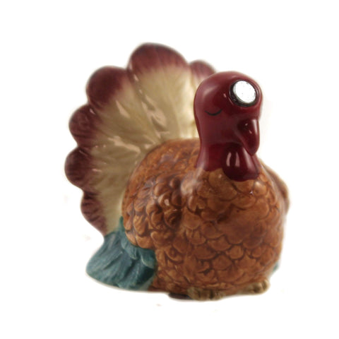 Pacific Giftware magnetic ceramic shakers are compact and gift-ready for Thanksgiving.