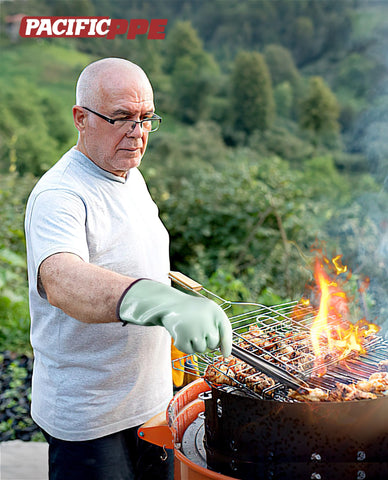 PACIFIC PPE waterproof silicone coating enables quick cleanup after cooking.