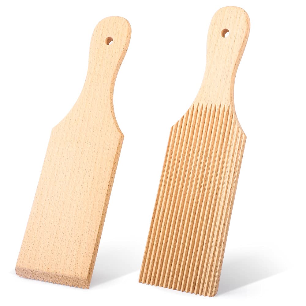 PAMISO gnocchi-board with rolling grooves adds authentic pasta texture.