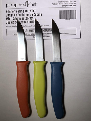 Pampered Chef 3-piece paring knife set blade closeup highlights sharp edge for delicate trimming.