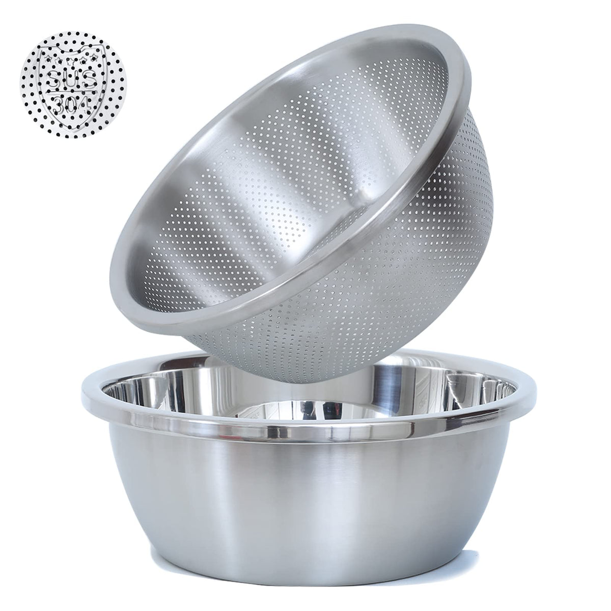 Paoli microporous colander with 2.5 qt capacity for efficient vegetable washing.