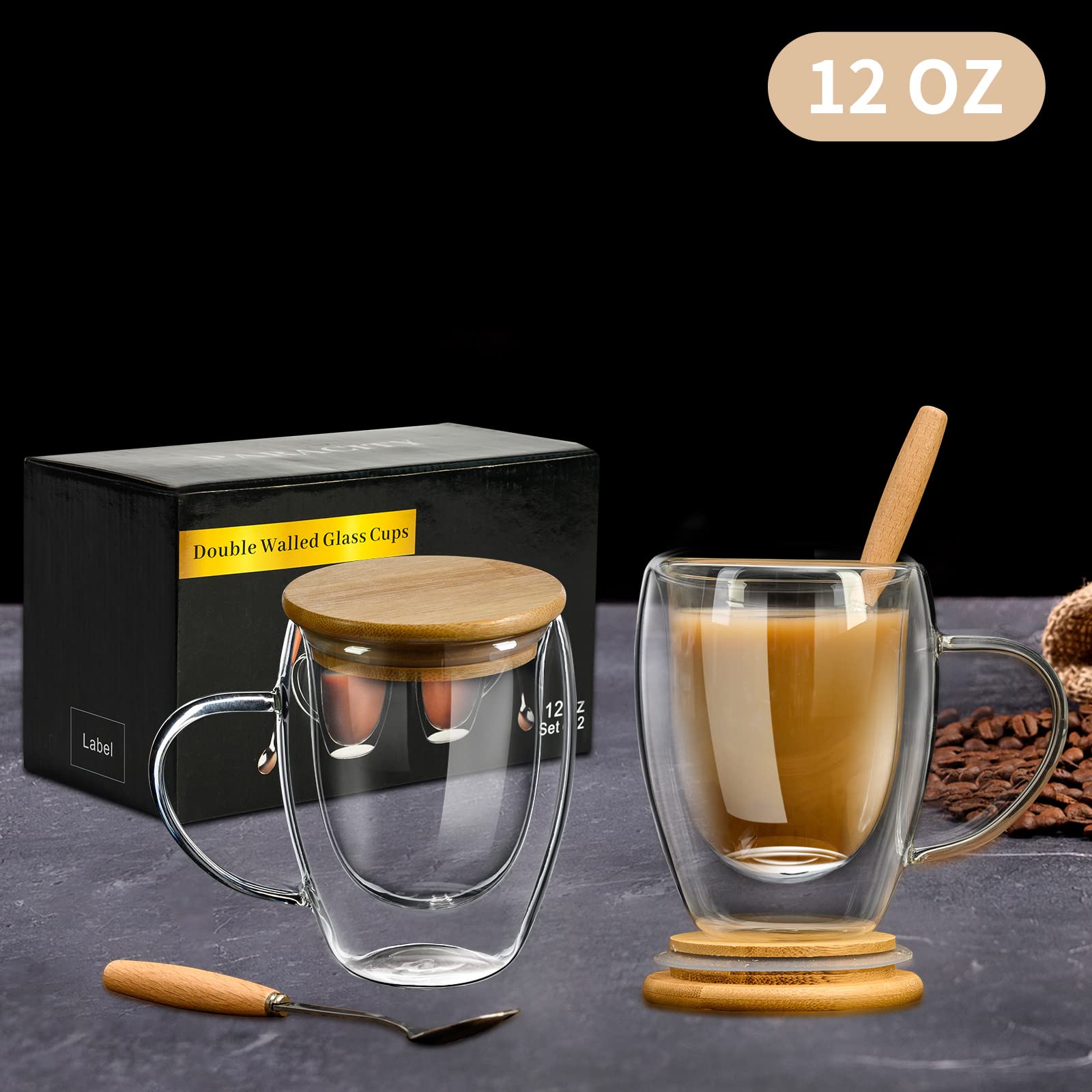 Lid doubles as coaster for PARACITY mug, reducing spills and table marks.