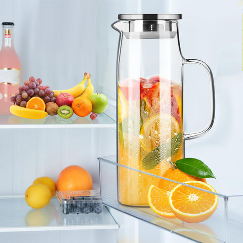 PARACITY borosilicate pitcher emphasizing compact fridge-shelf design.