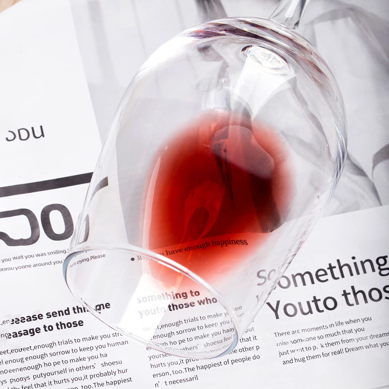 PARACITY four-piece wine glass set ships securely in gift-ready packaging